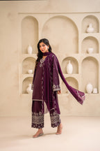 Mira embroidered lawn suit by Noorsaba, photo 2 of 6
