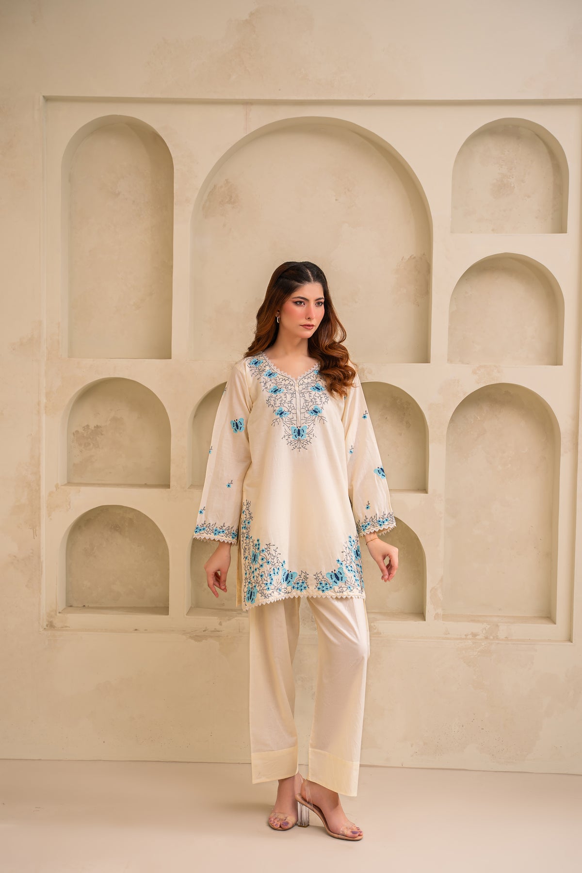 Rhea embroidered lawn suit by Noorsaba, photo 4 of 7
