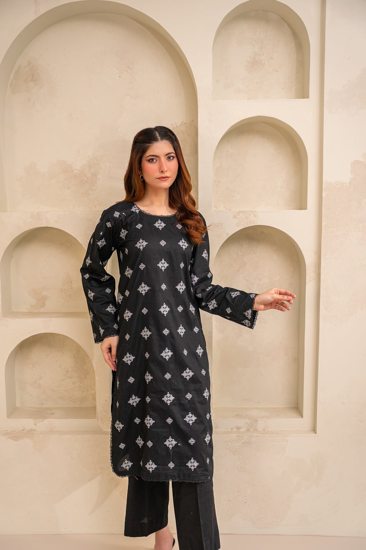Ruba embroidered lawn suit by Noorsaba, photo 6 of 7